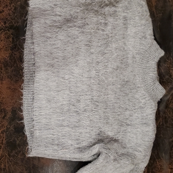 Sweater - Picture 3 of 3